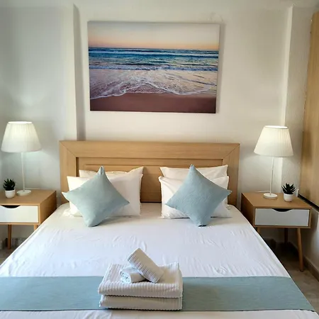 Daire Anris & Dianas Dom - In A Quiet Part Of The Center Kallithea (Chalkidiki)