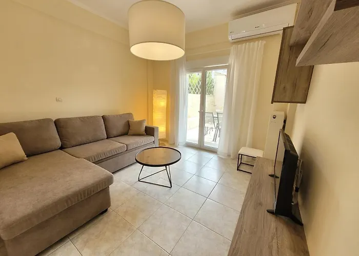 Anris & Dianas Dom - In A Quiet Part Of The Center *