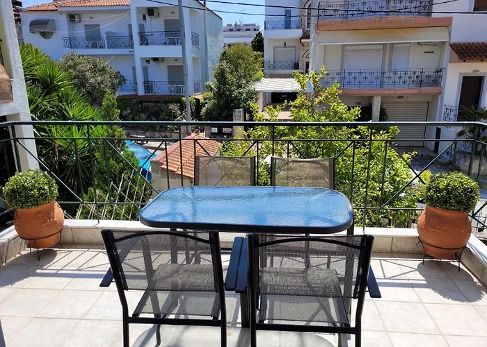 Anris & Dianas Dom - In A Quiet Part Of The Center Apartament